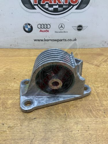 Bmw Mini One Cooper 1.6 R50 R52 Engine Mount Support Bracket